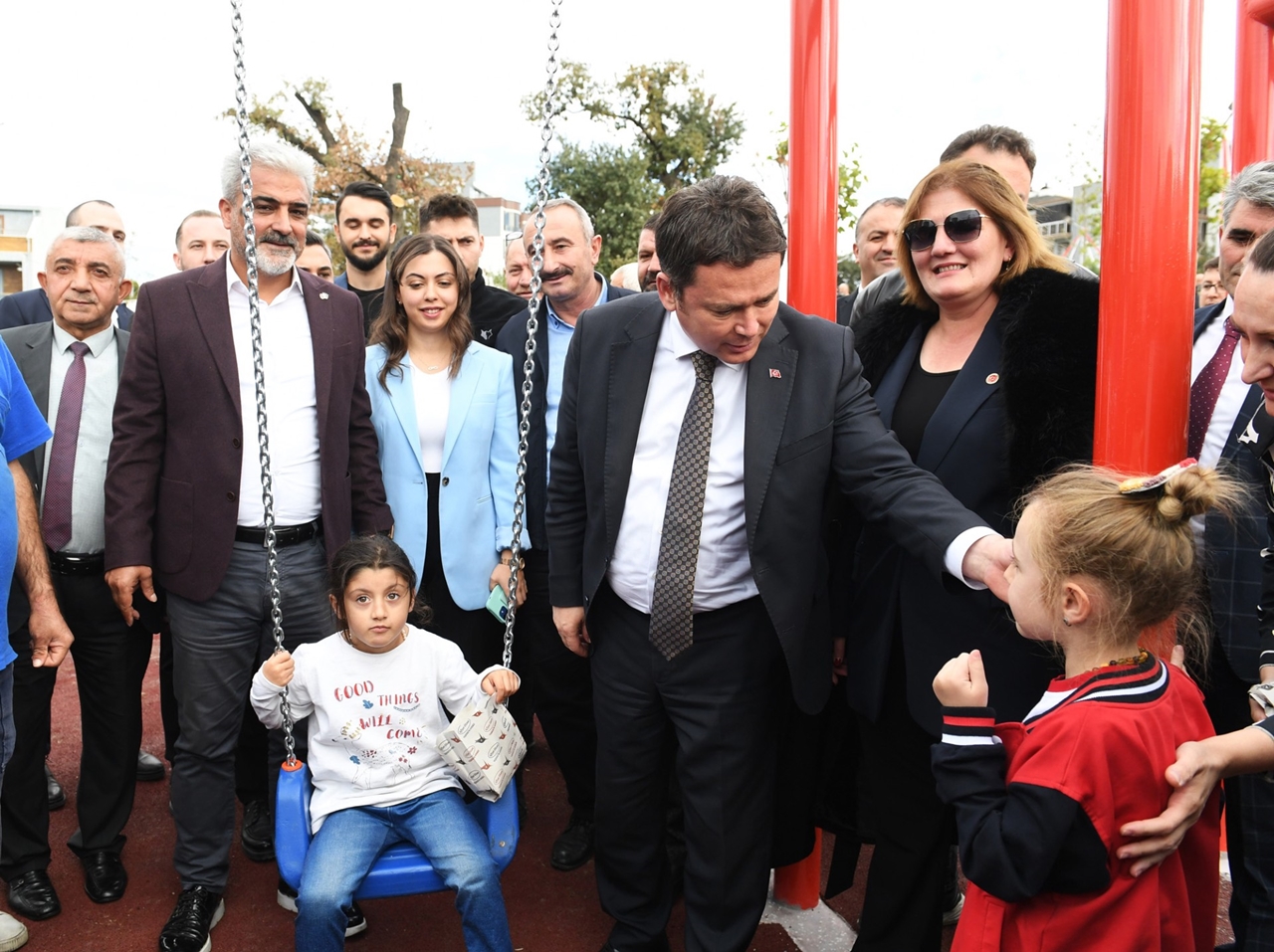 Osmangazi'ye Yeni bir yeşil alan: İsmet Paşa parkı açıldı