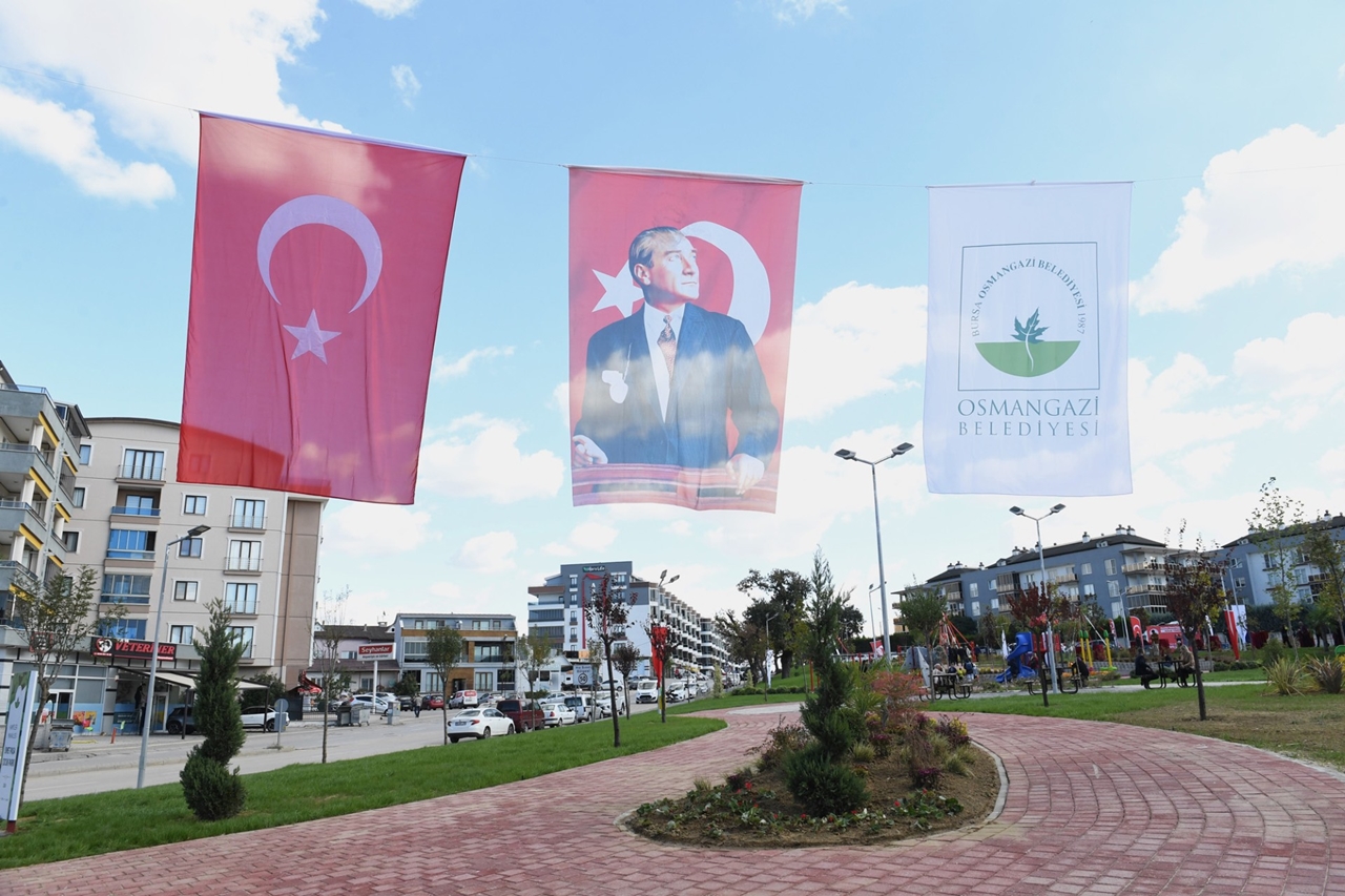 Osmangazi'ye Yeni bir yeşil alan: İsmet Paşa parkı açıldı