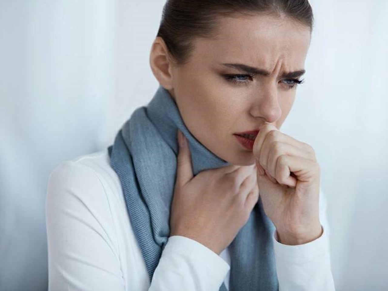 İnatçı boğaz ağrısı: Tedavi edilmezse büyük tehlike