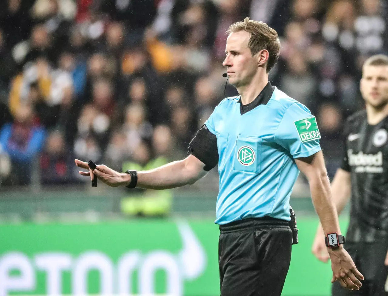UEFA Avrupa Ligi'nde temsilcilerimizin hakemleri belli oldu