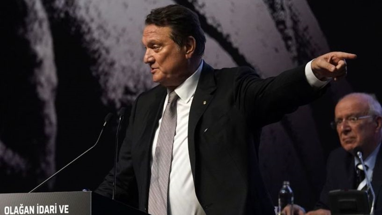 Hasan Arat, Beşiktaş Başkanlığı'ndan şok kararla ayrıldı
