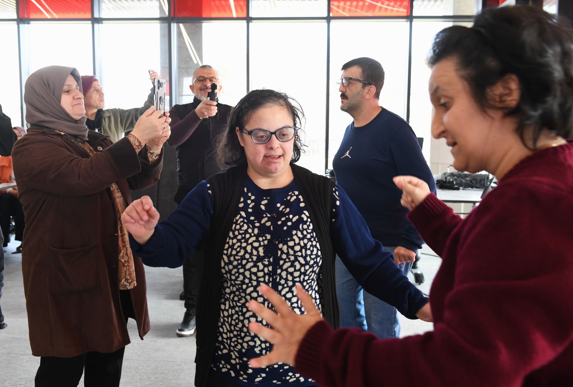 Engelsiz gelecek için farkındalık: Osmangazi'de 3 Aralık coşkusu