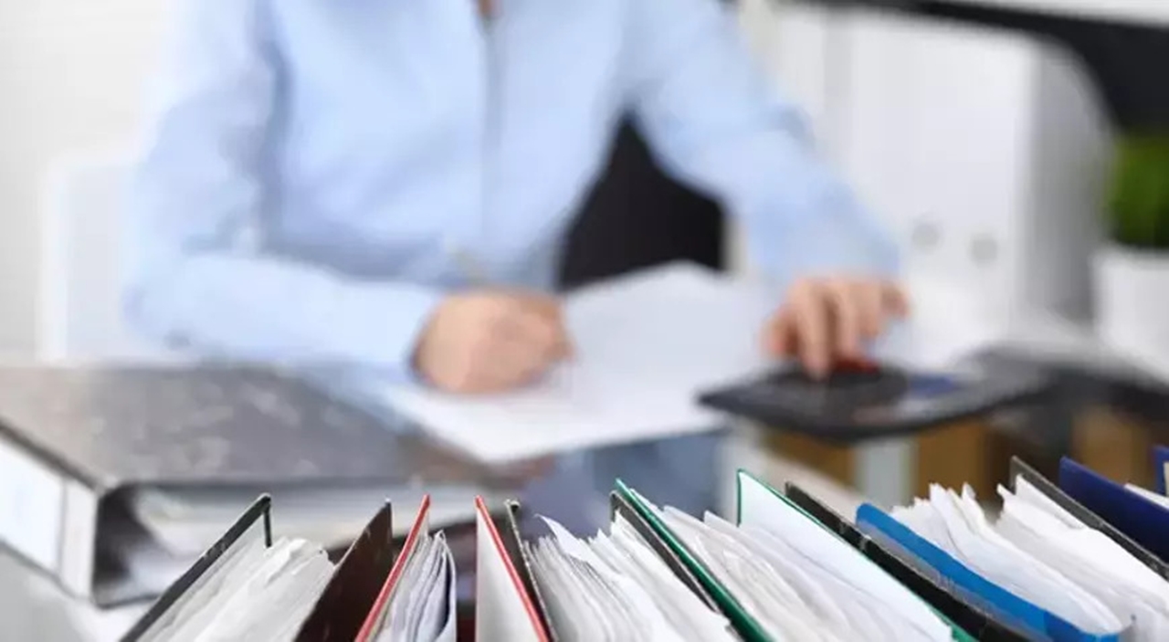 Kamu görevlilerinin gizli ek iş dünyası: Yasaklara rağmen çalışıyorlar