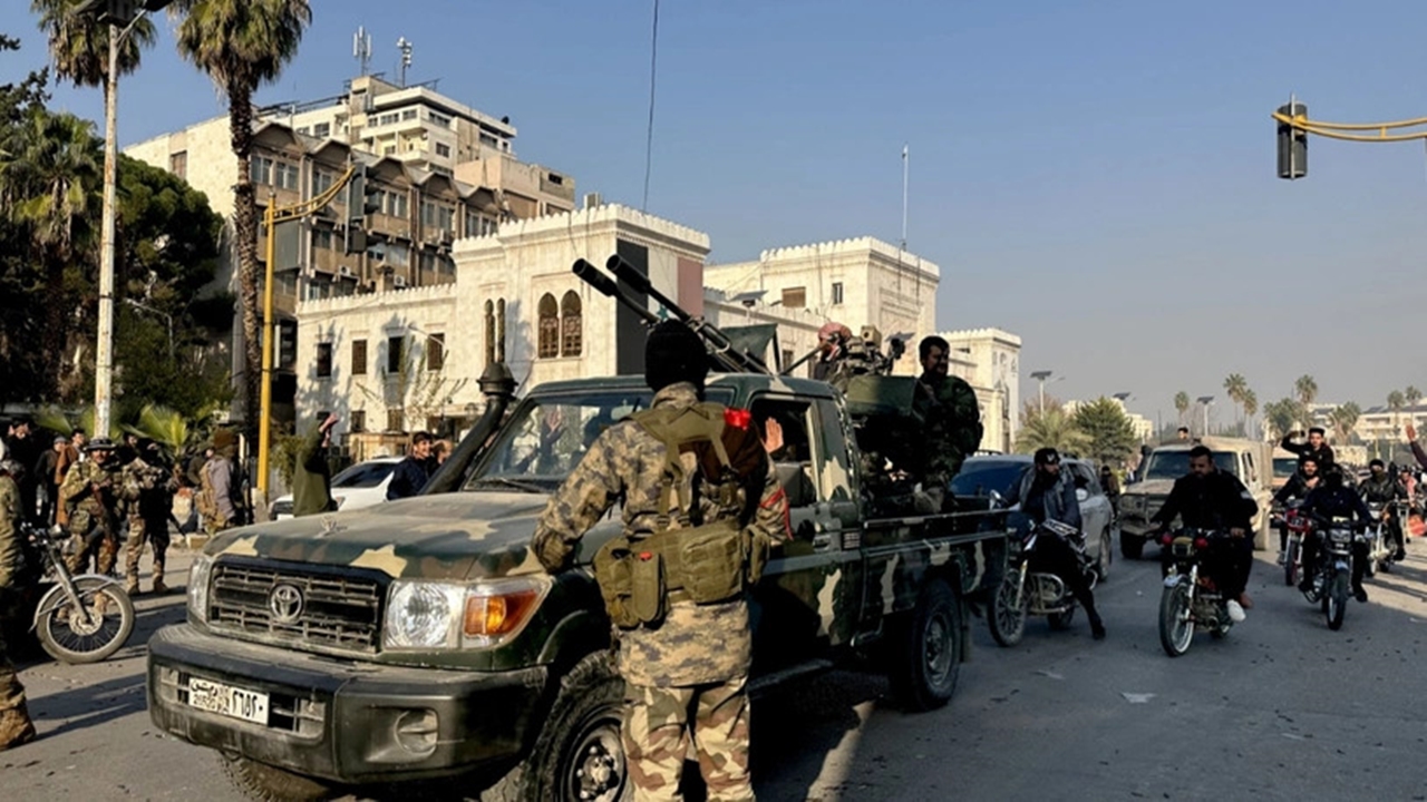 Şam’da Zafer coşkusu: Rejim düştü, özgürlük yakın