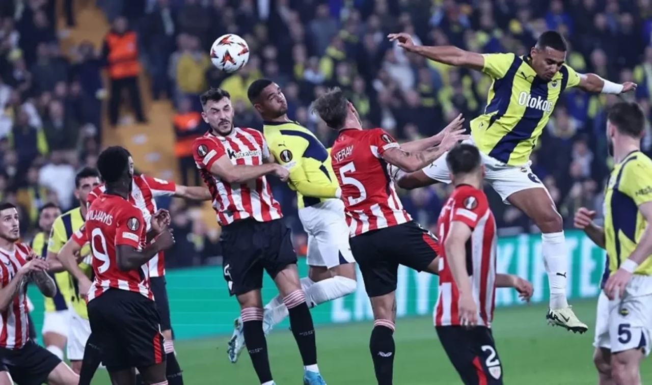 Fenerbahçe, 10 kişiyle yıkıldı! Athletic Bilbao 2-0 kazandı, liderlik gitti