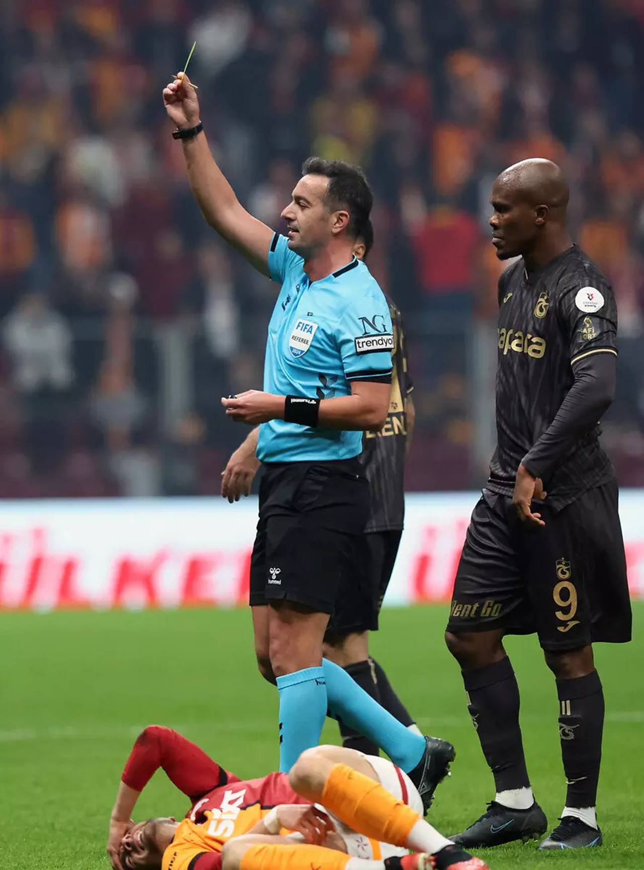 Metin Öztürk'ten Federasyon’a şok istifa çağrısı