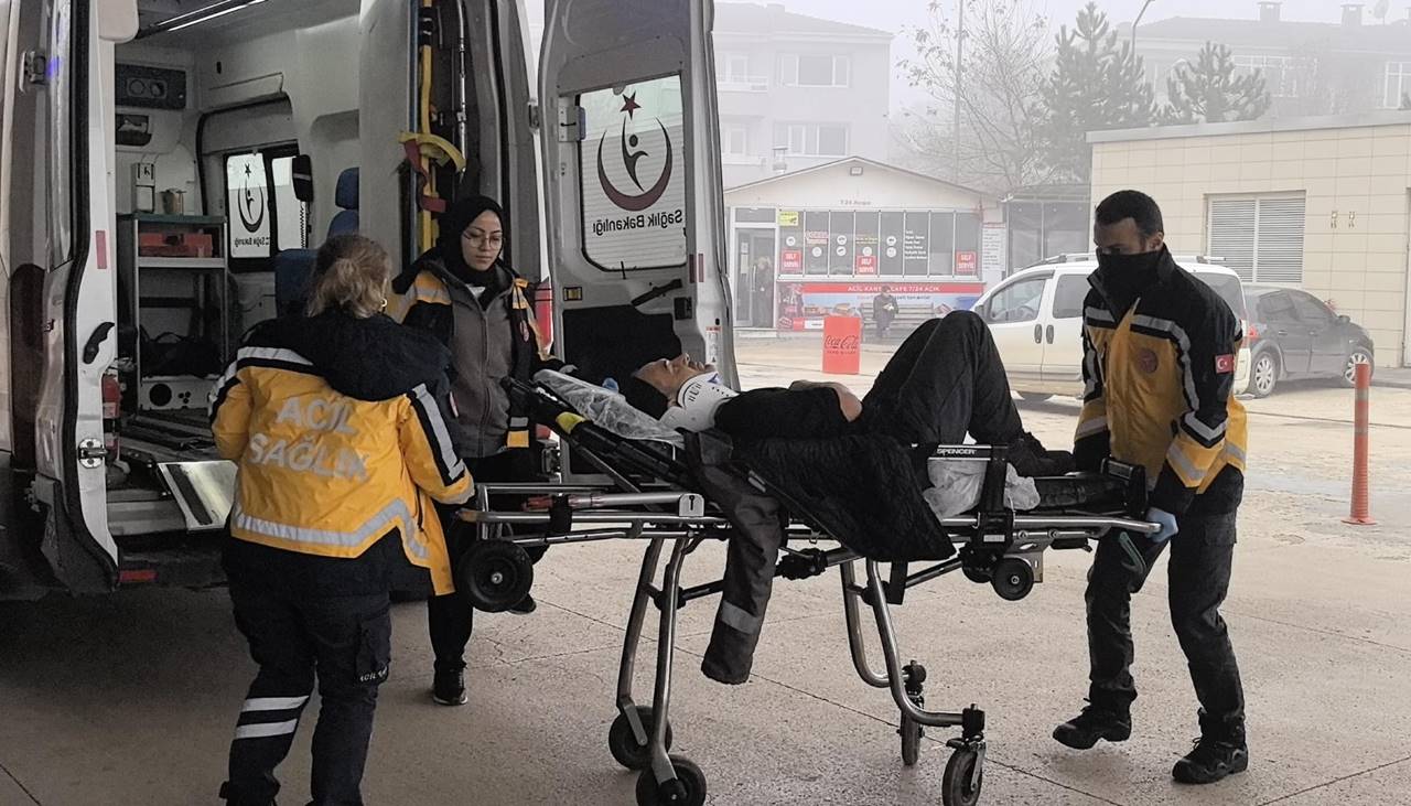 TIR şoförü dorseden düşüp ölümden döndü: Güvenlik yetersiz mi?