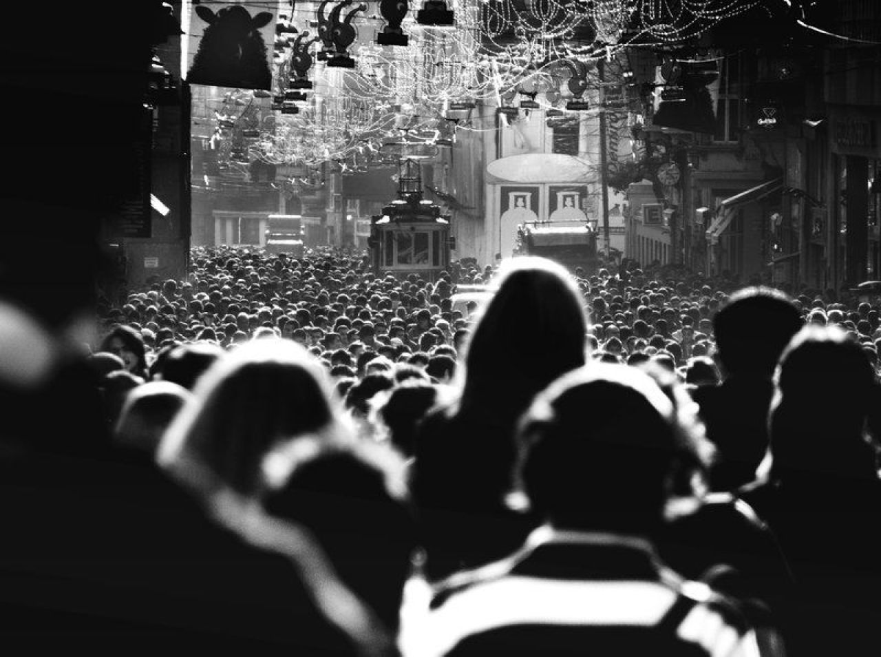 Dijital dünya, Gerçek yalnızlığı derinleştiriyor