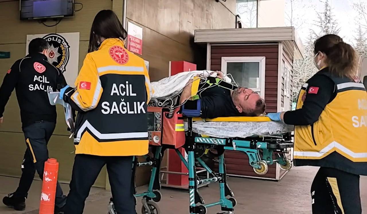 İnegöl'de Elektrik akımına kapılan işçi ağır yaralandı