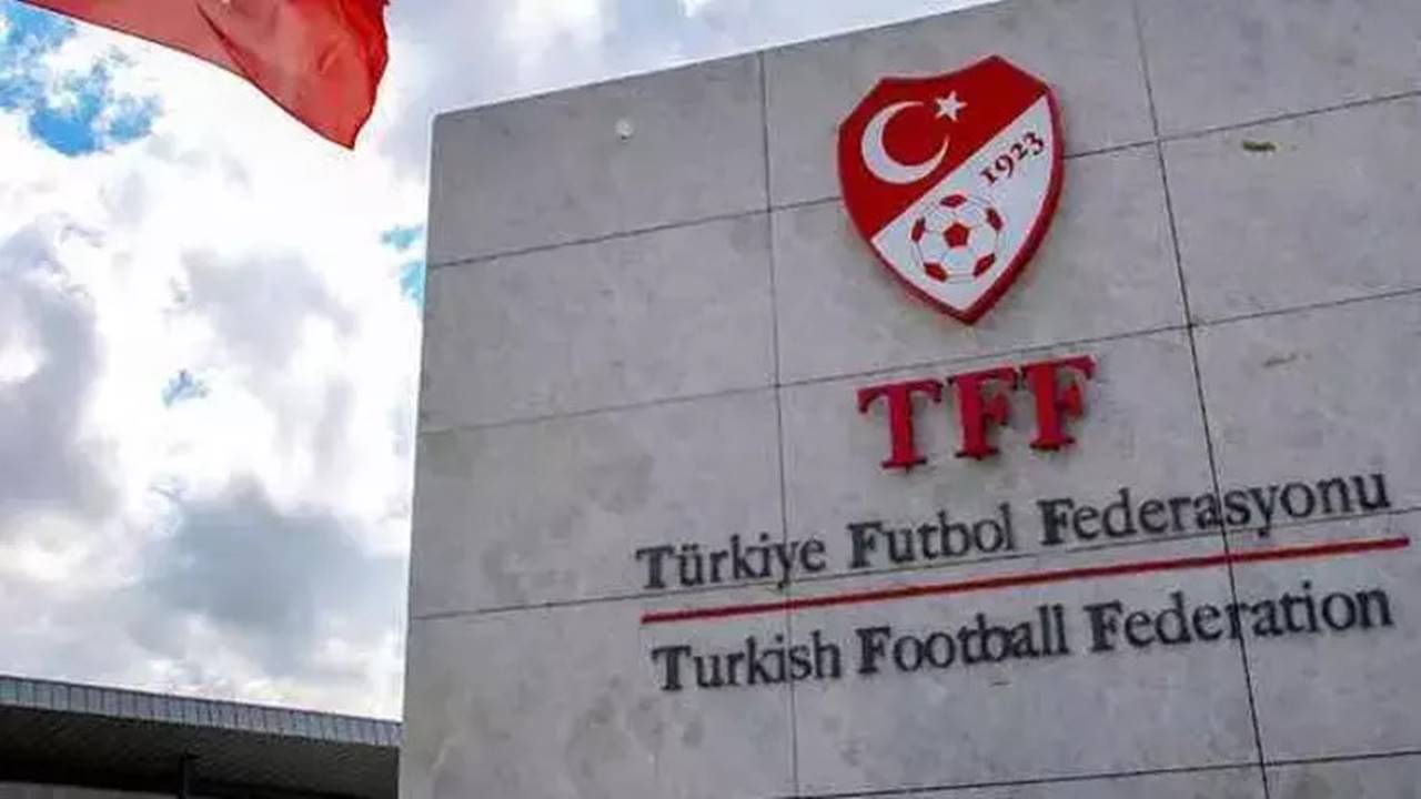 Türk futbolunda hakemlik sistemi devrim niteliğinde yenileniyor