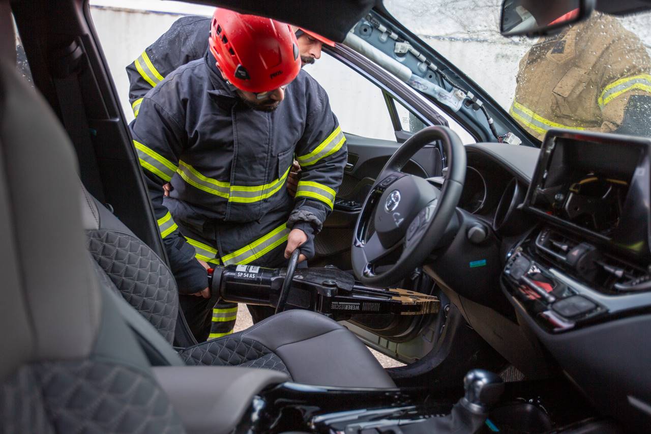 Bursa’dan El Halil’e yangınla mücadelede güç birliği