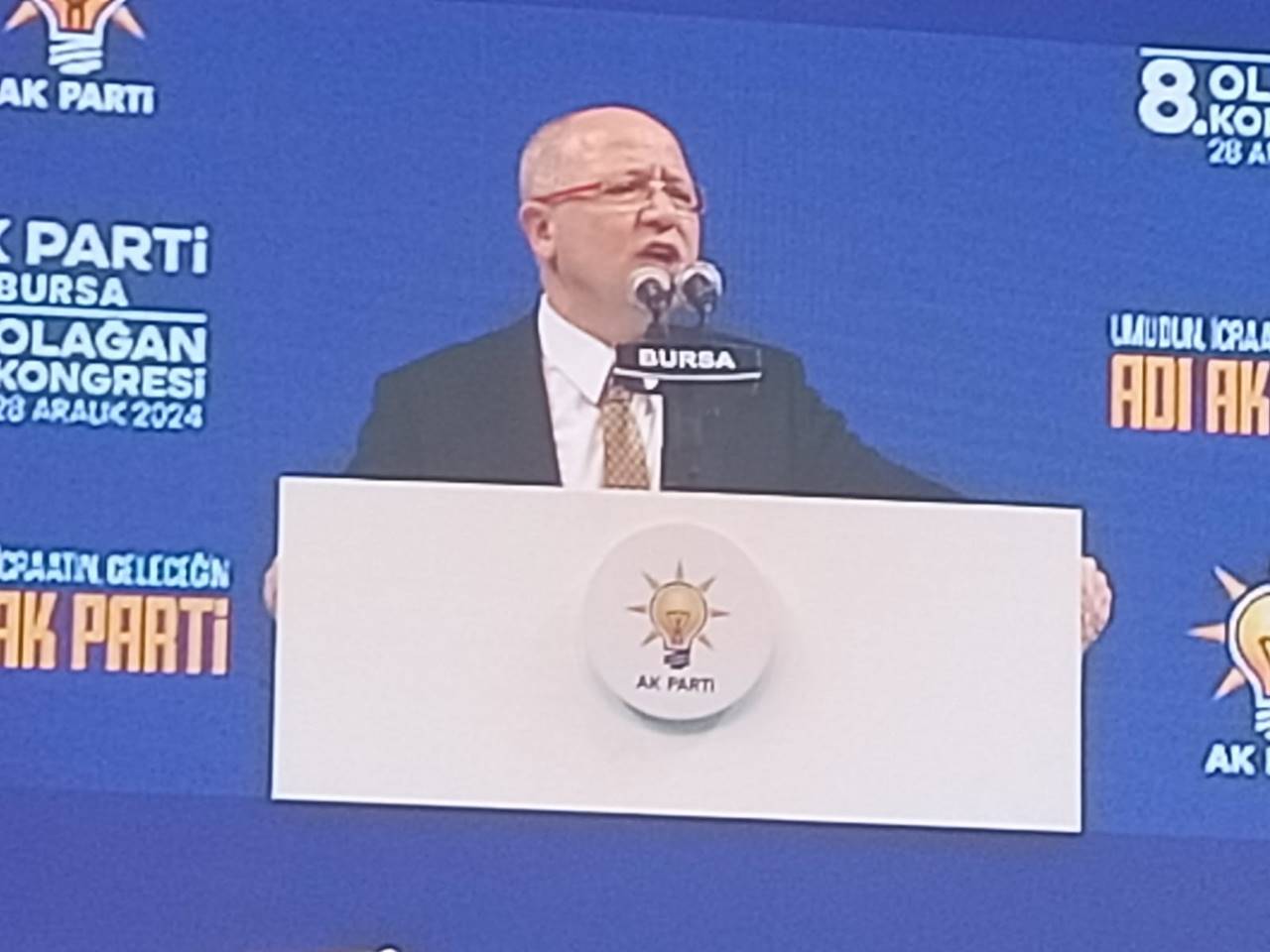 AK Parti Bursa 8. Olağan İl Kongresi başladı