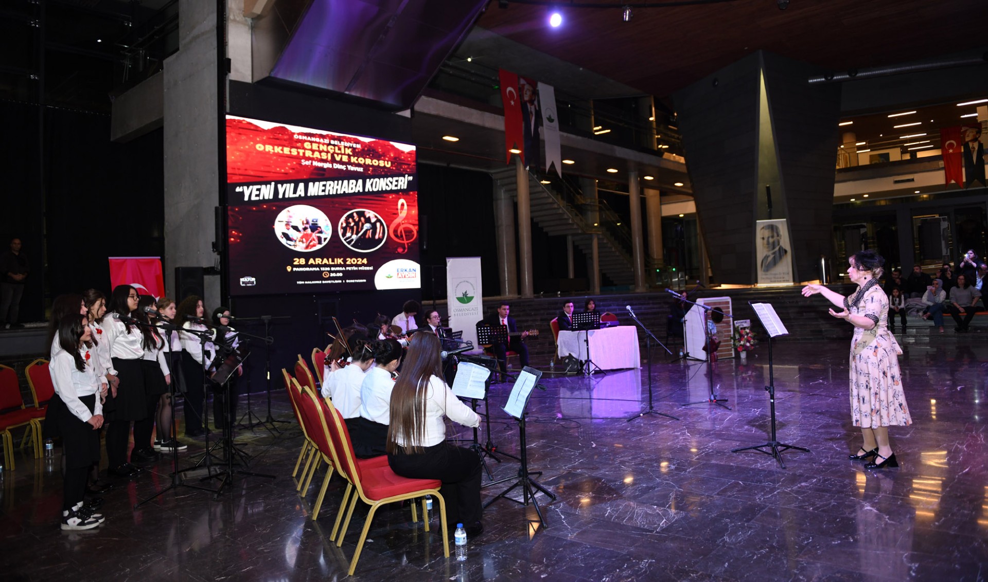 Gençlerin müzikal zaferi: Yeni yıla muhteşem konserle merhaba