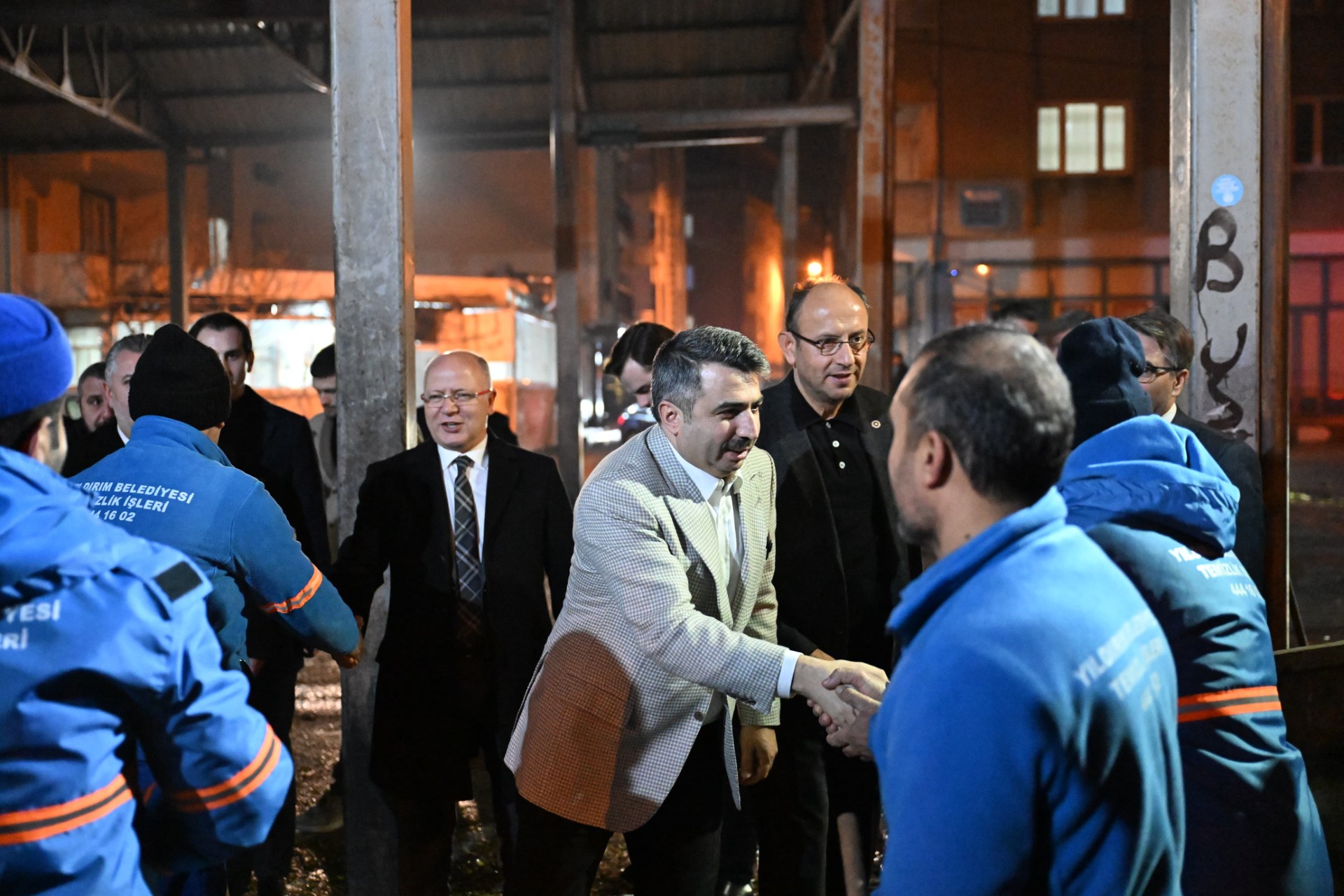 Başkan Yılmaz, 2025'i Yıldırım’ın kalbinde karşıladı