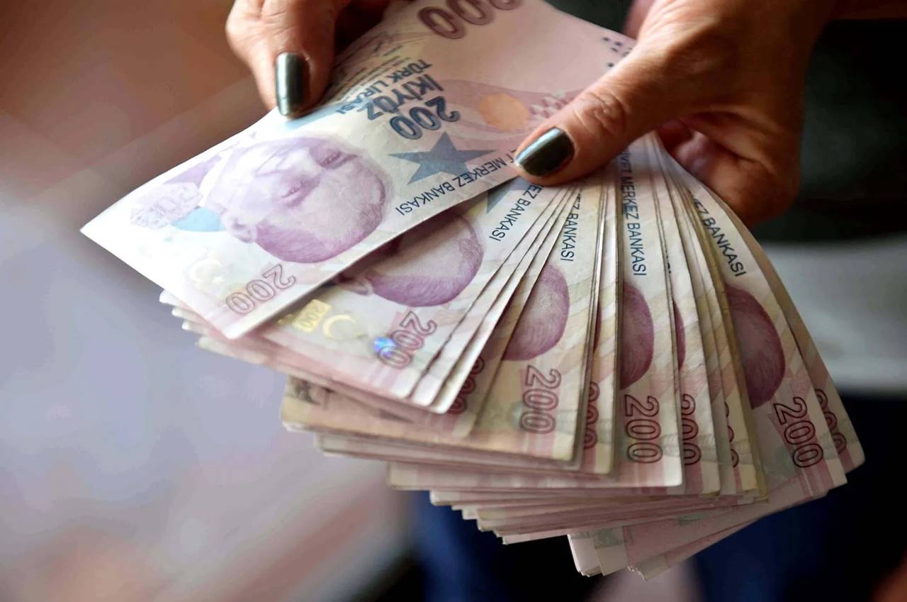 2025 Maaş zammı: Memur ve emekli maaşlarında rekor artış