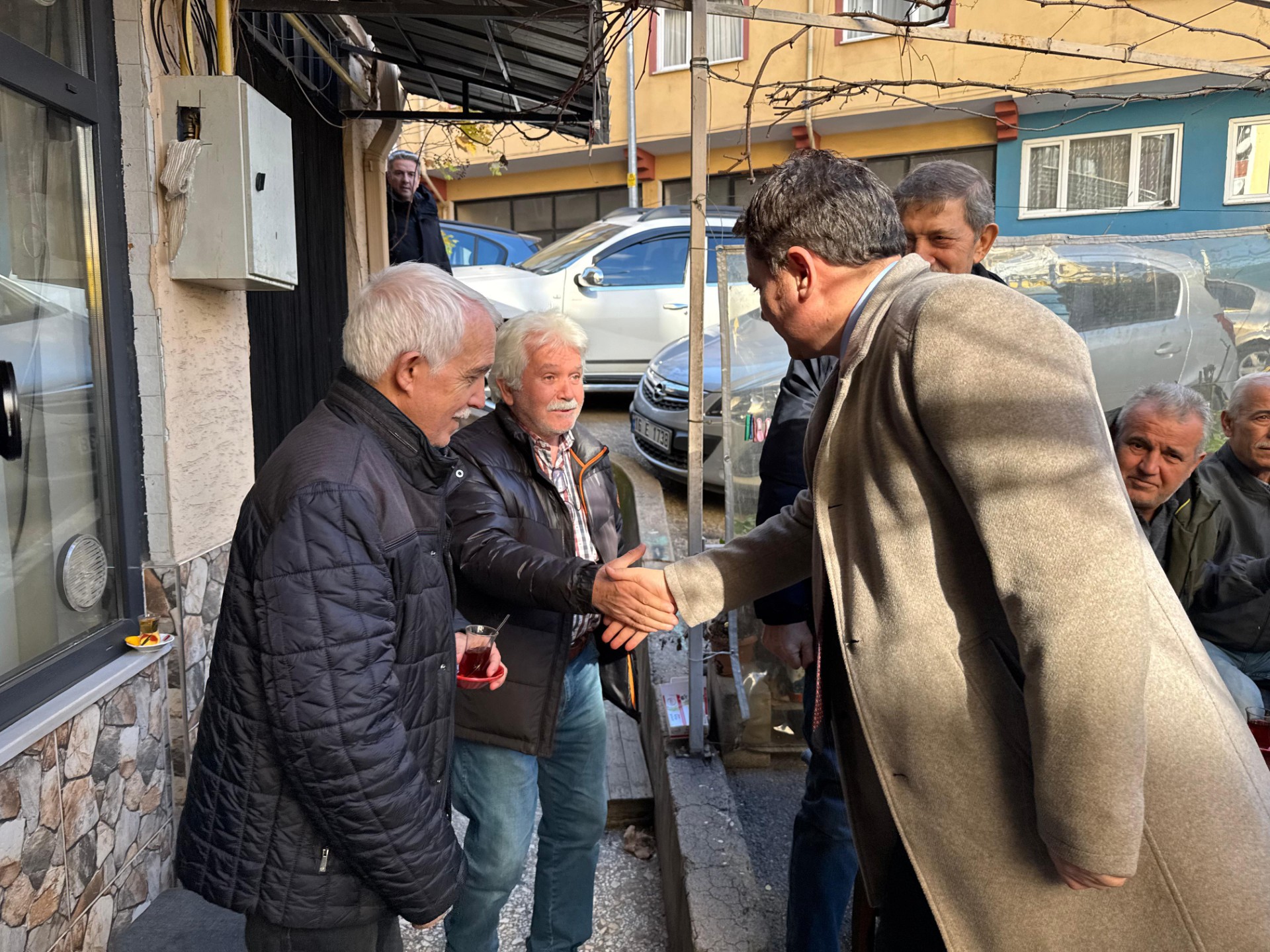 Başkan Aydın mahalle mahalle Osmangazi'yi yeniden şekillendiriyor