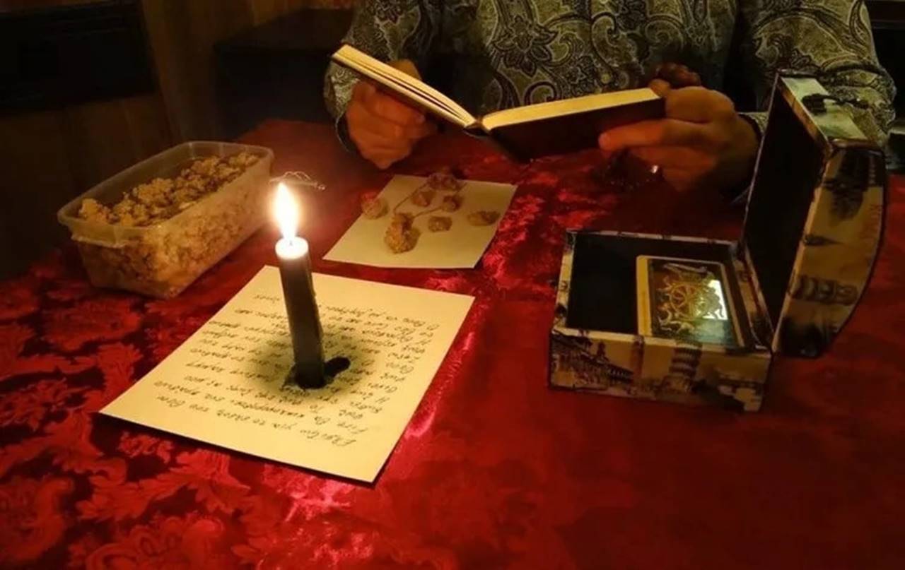 Medyum Ömer’in büyüsü: 100 bin lira dolandırılan iş kadını