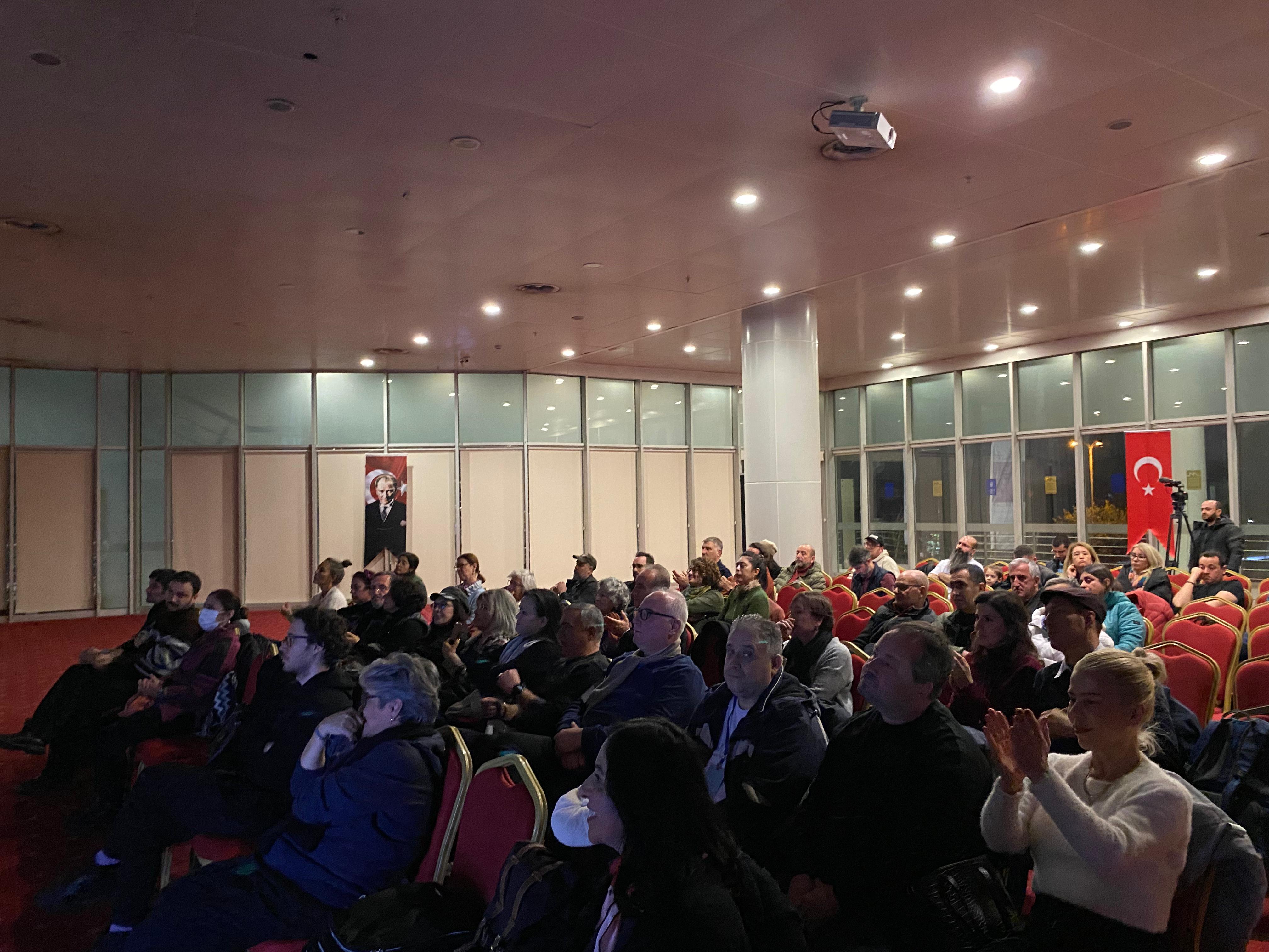 Bursa fotoğraf festivali: Şehrin itirazı sanatı buluşturuyor