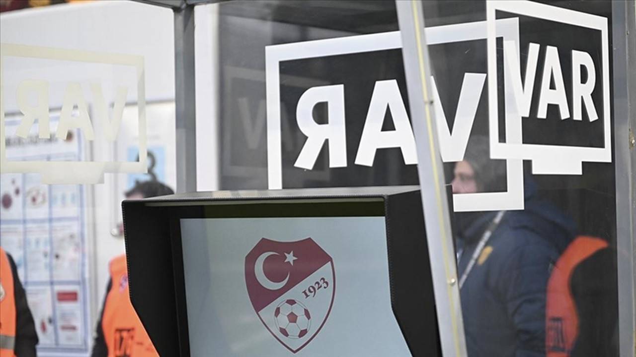 VAR kararı kriz yarattı: Beşiktaş- Bodrumspor penaltı tartışması