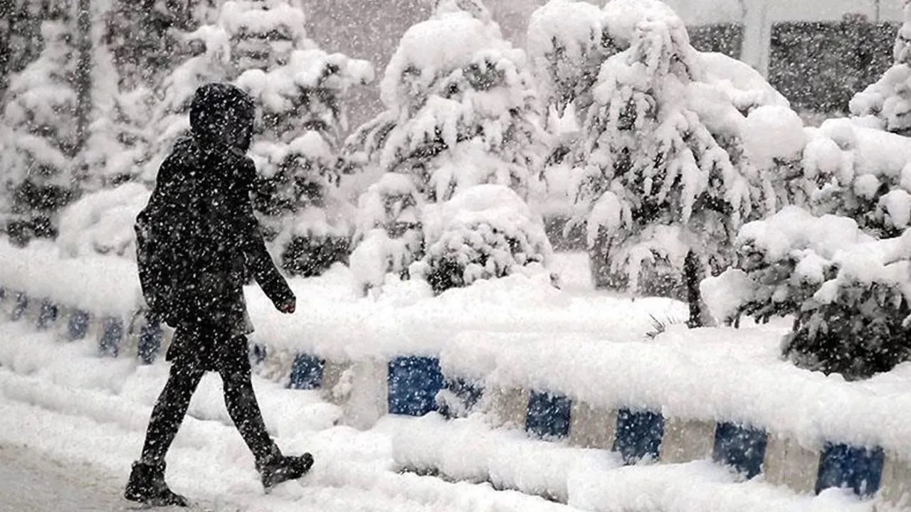 Sarı kod uyarısı: Kar ve sağanak yağış geliyor, Sıcaklık düşecek