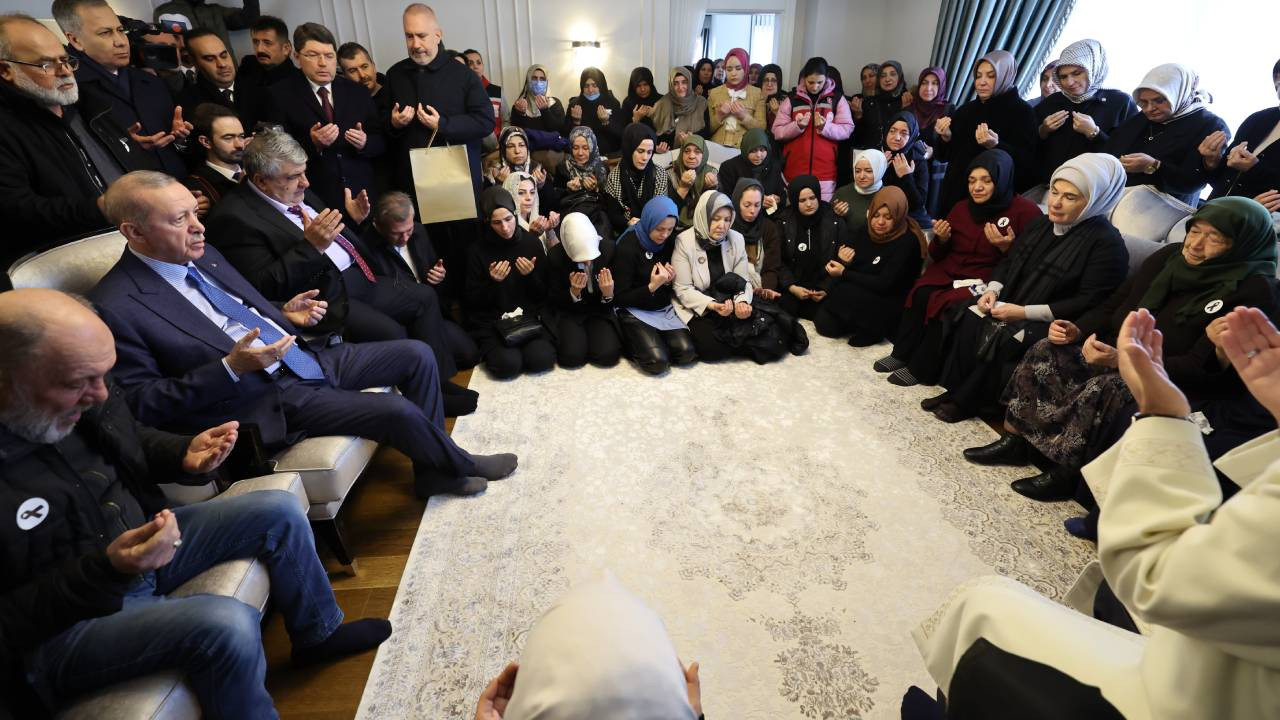 Erdoğan, Yangın felaketinde gözyaşlarını tutamadı