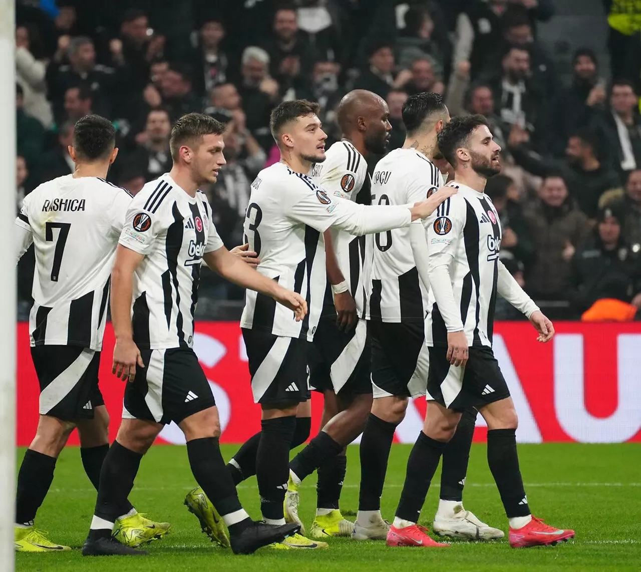 UEFA'da Kritik viraj: Türk devleri için son hafta hesapları