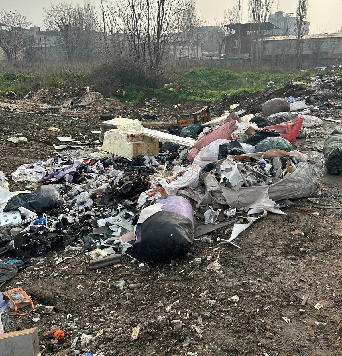 Osmangazi’de Çevre katliamına geçit yok: Kaçak moloz dökenlere ağır cezalar