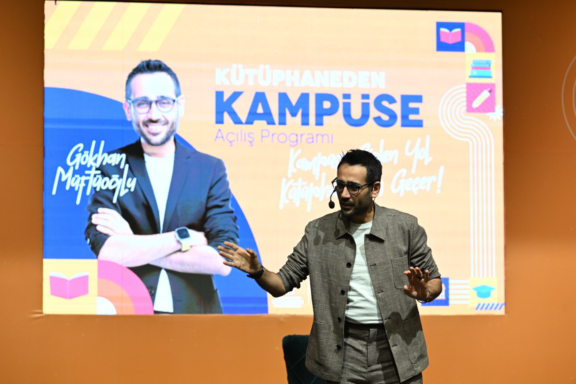 Yıldırım Belediyesi’nden Gençlere kütüphaneden kampüse destek