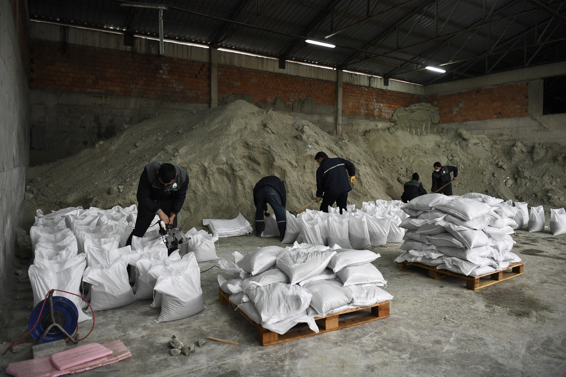 Osmangazi Belediyesi Karla mücadele için tüm gücüyle sahada