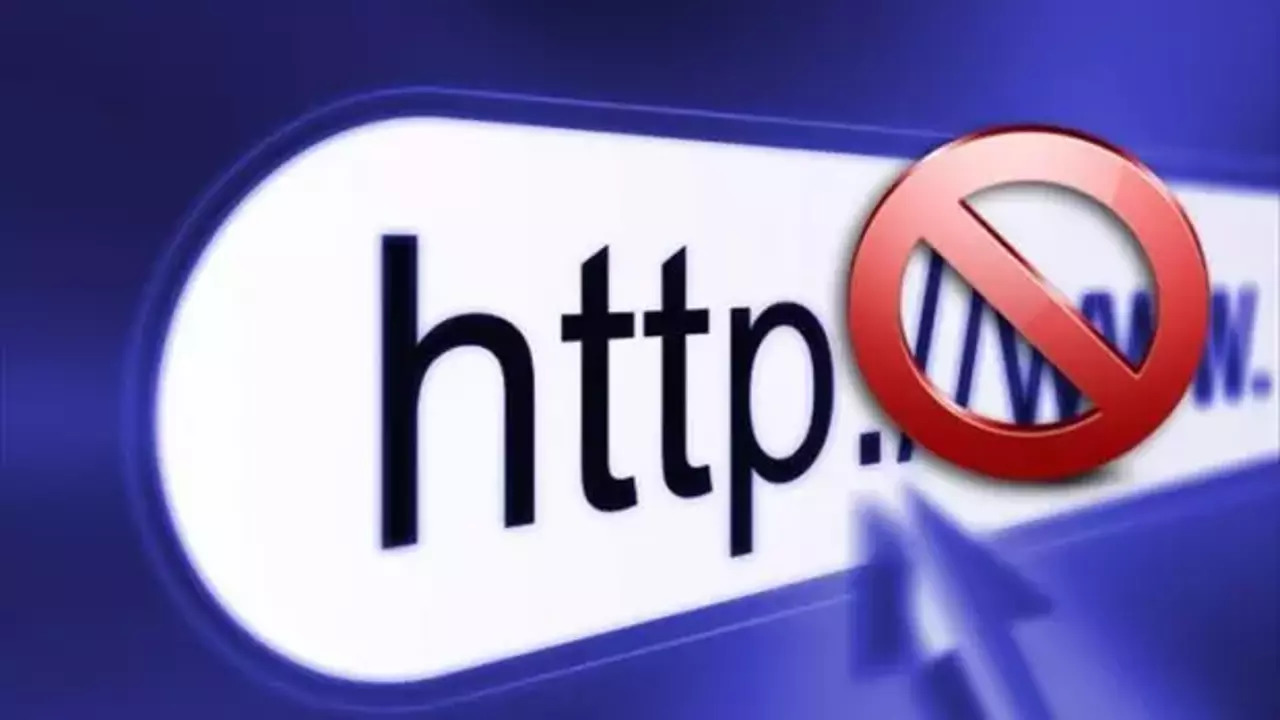 FETÖ’nün Sosyal medya ağına darbe: 42 hesaba engel