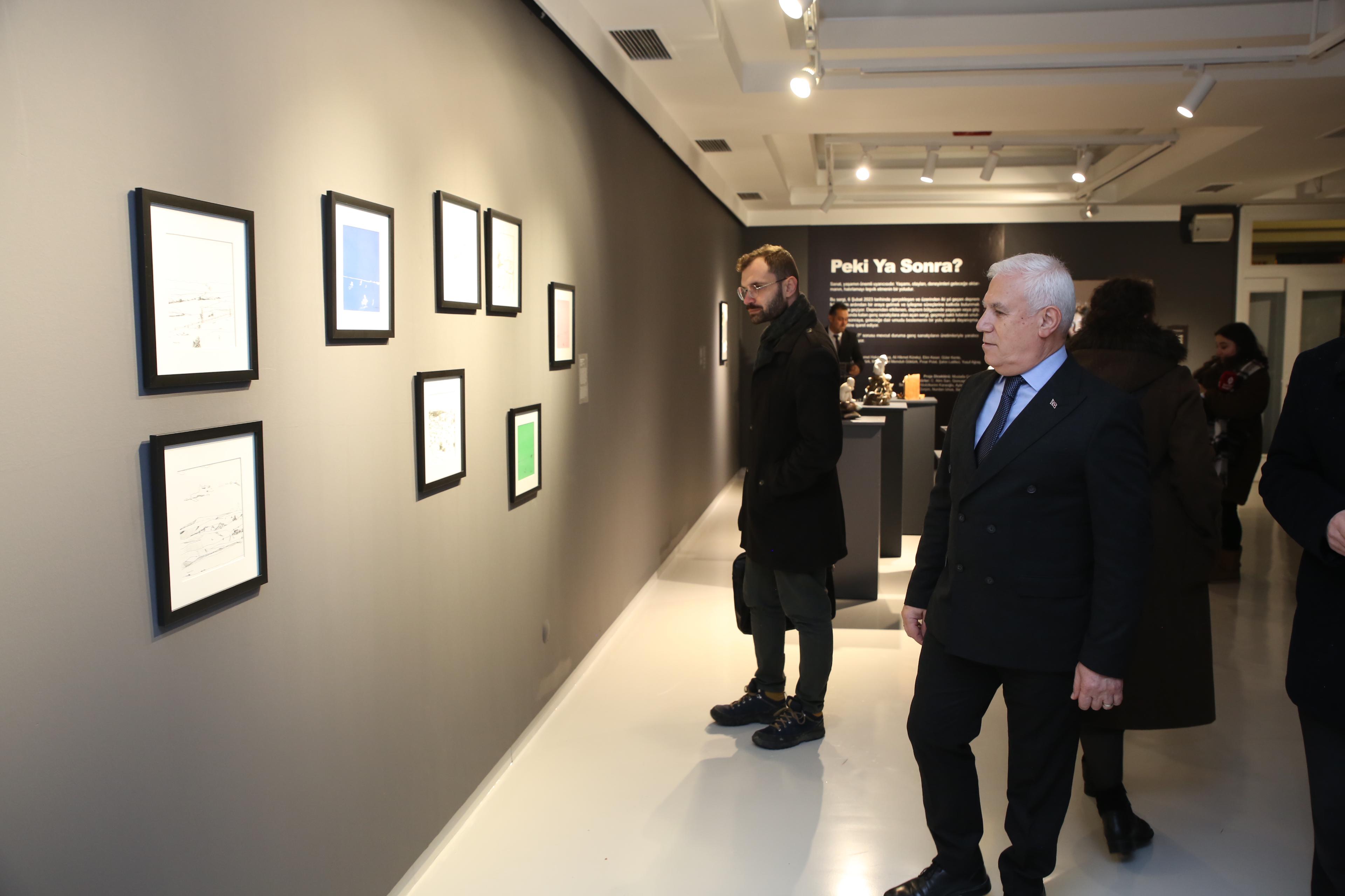 Depremin yankıları tuvale yansıdı: Sanat hafızayı canlı tutuyor