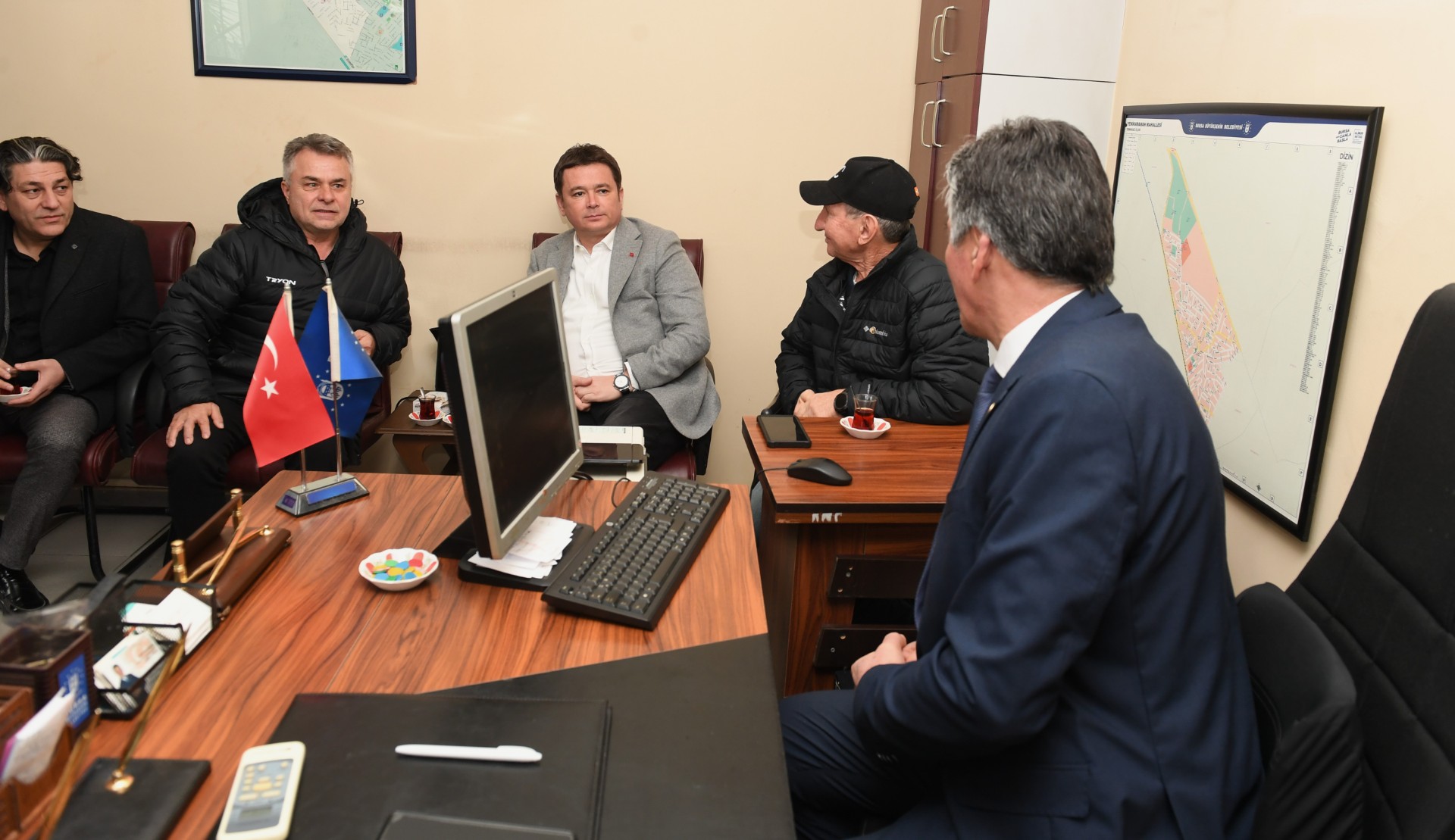 Başkan Aydın halkın nabzını tutuyor, Sorunlara anında çözüm