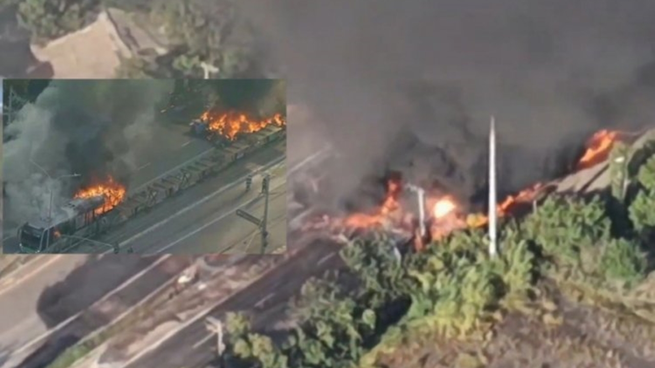 São Paulo'da Korkunç uçak kazası: 2 ölü, büyük yangın