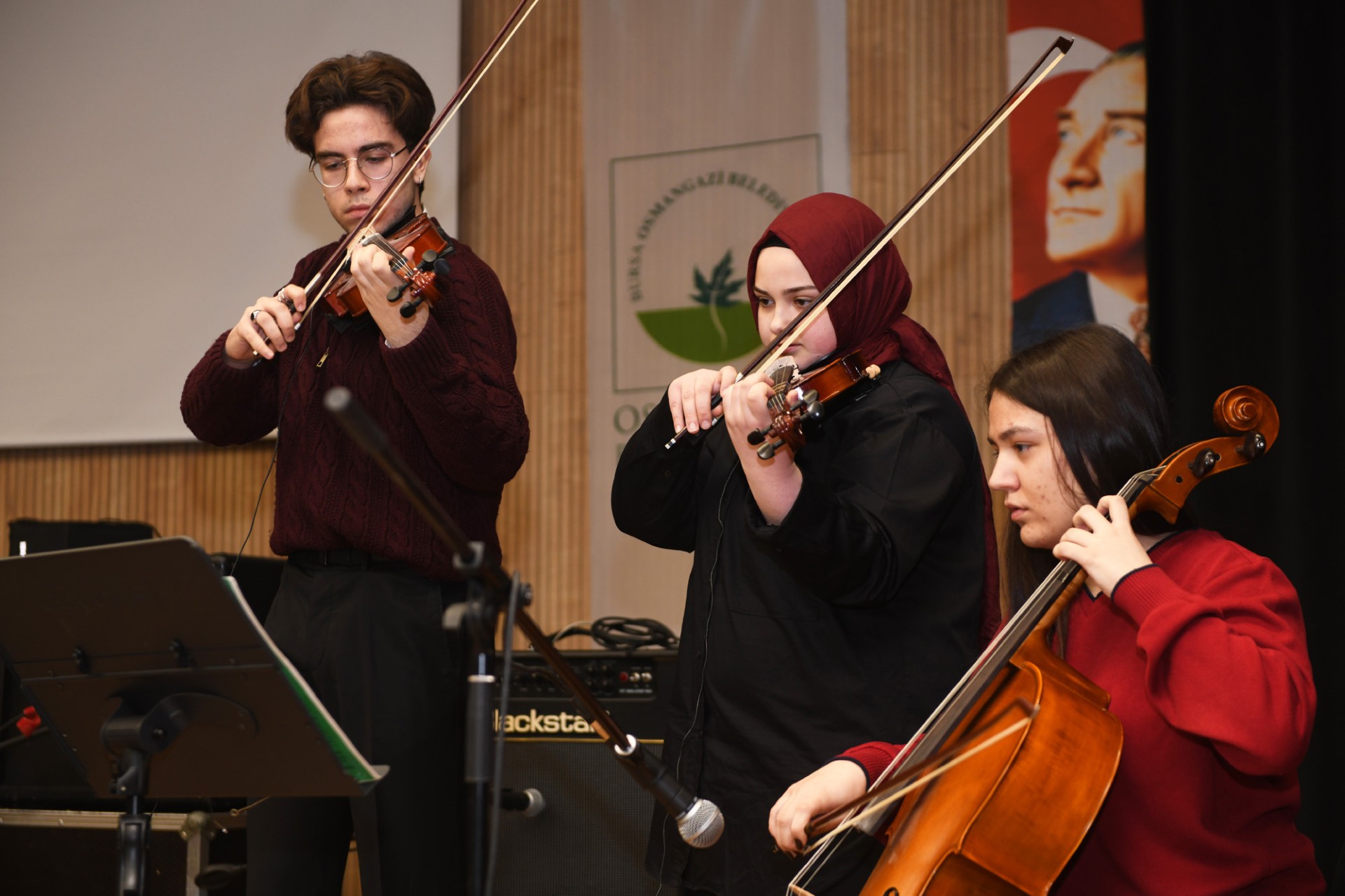 Genç yetenekler sahneye çıkıyor: Liseli orkestralar final için yarıştı