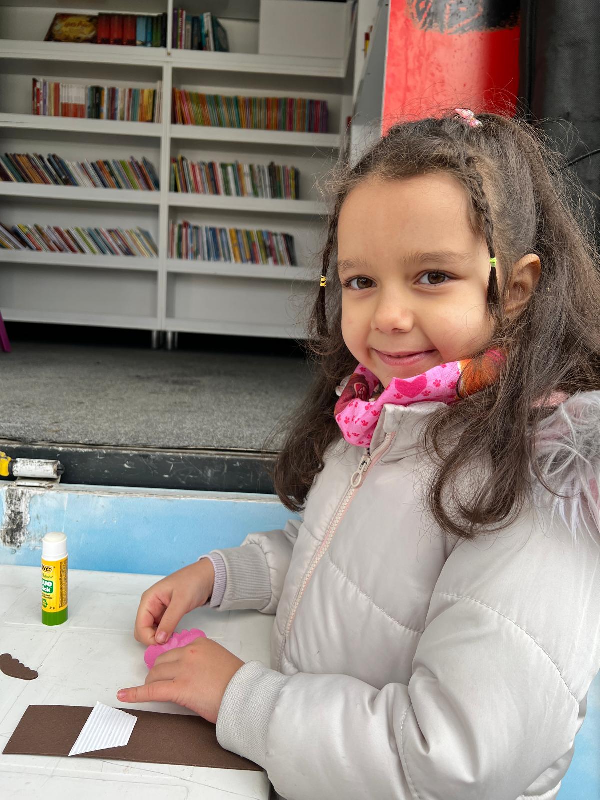 Osmangazi’nin Gezici kütüphanesi: Kitaplar ve yaratıcılık çocukları buluşturuyor