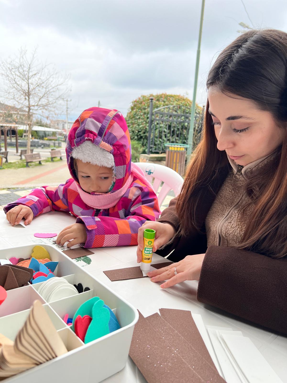 Osmangazi’nin Gezici kütüphanesi: Kitaplar ve yaratıcılık çocukları buluşturuyor