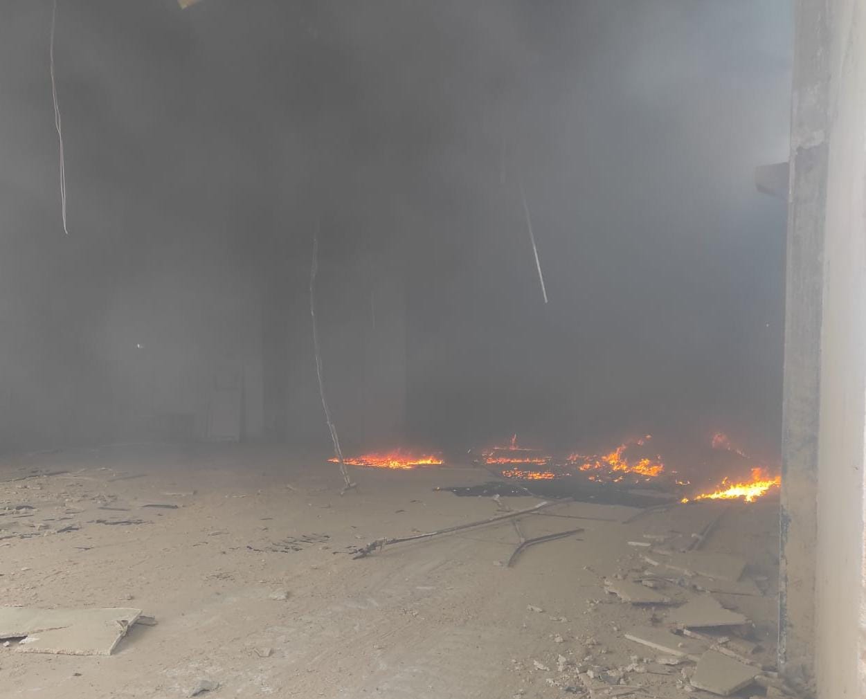 İnegöl'de Terkedilmiş fabrikada çıkan yangın paniğe yol açtı