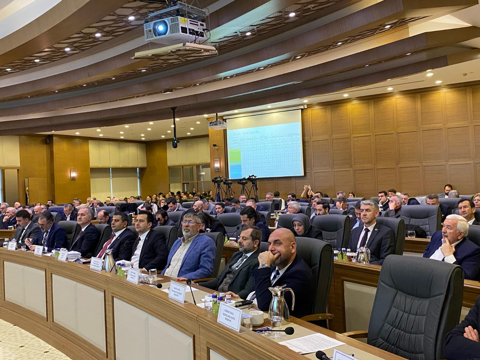 Büyükşehir'den Yatırım atılımı: 1 Milyar TL'lik finansman kararı