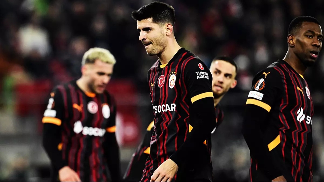 Galatasaray Hollanda'da şok oldu: AZ Alkmaar, Türk devini 4-1'le devirdi