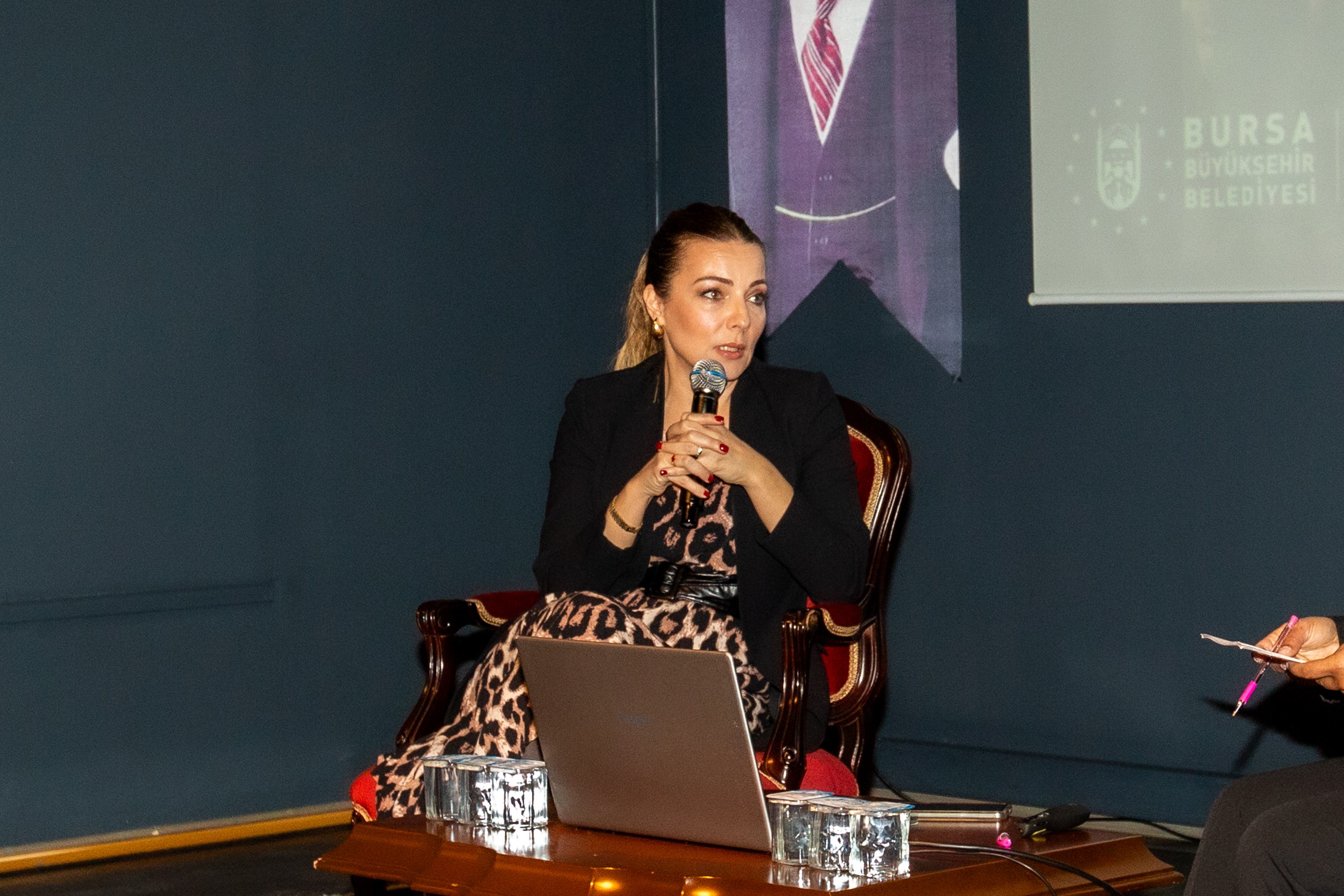 Bursa’nın Belleği: Burcu Kara ile bir şehir ve sanat yolculuğu