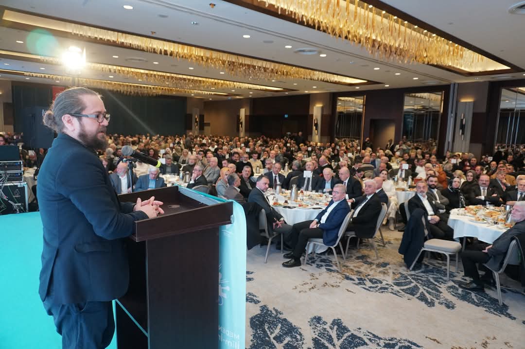 Türkiye Geleceğini Şekillendirecek Adımlar Atmalı