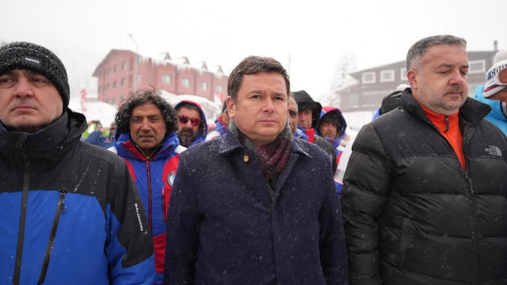 Uludağ’da Kayak şöleni! 42. Uluslararası FIS çocuk kupası nefes kesti