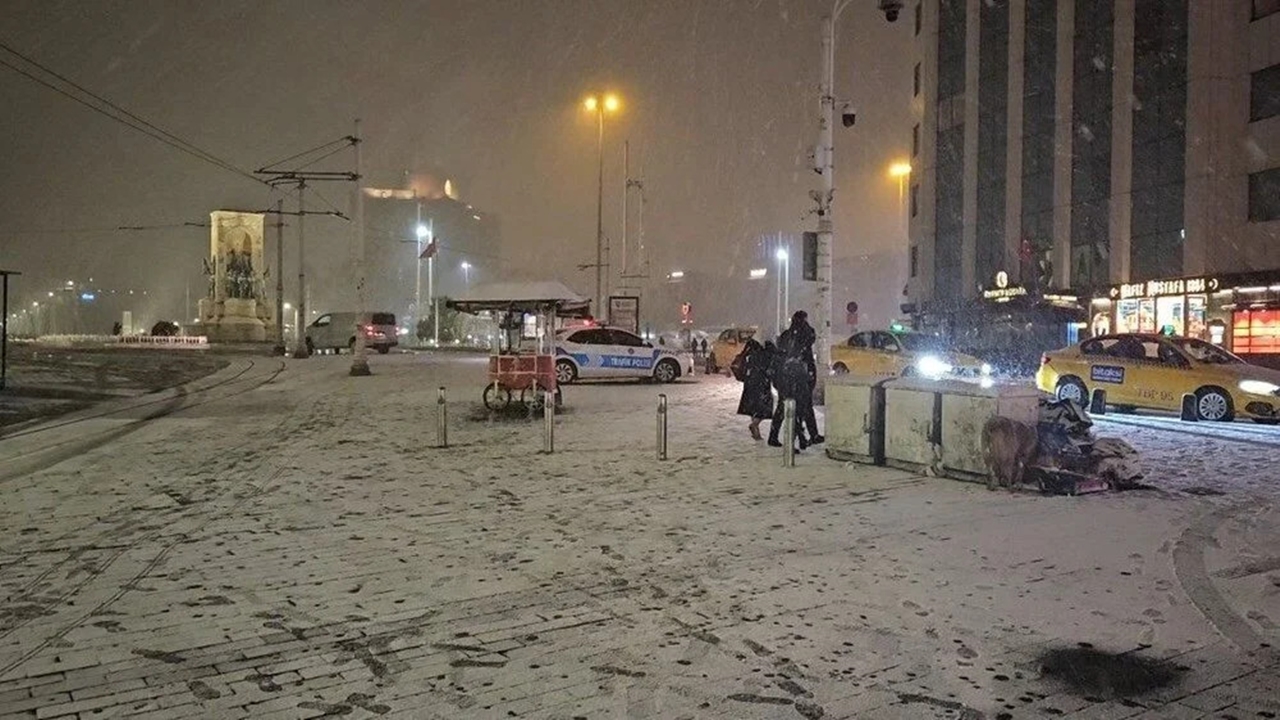 İstanbul’u Saran Sibirya soğukları: Kar, buz ve zorlu hava koşulları
