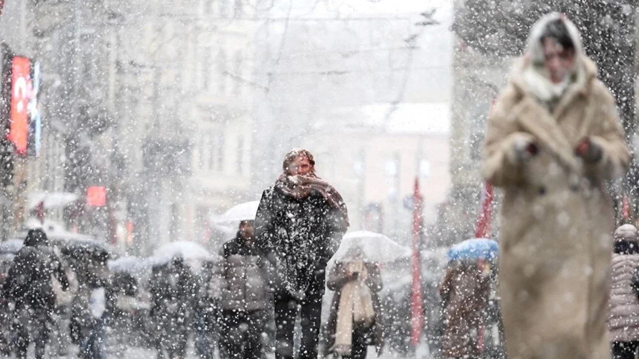 İstanbul’u Saran Sibirya soğukları: Kar, buz ve zorlu hava koşulları