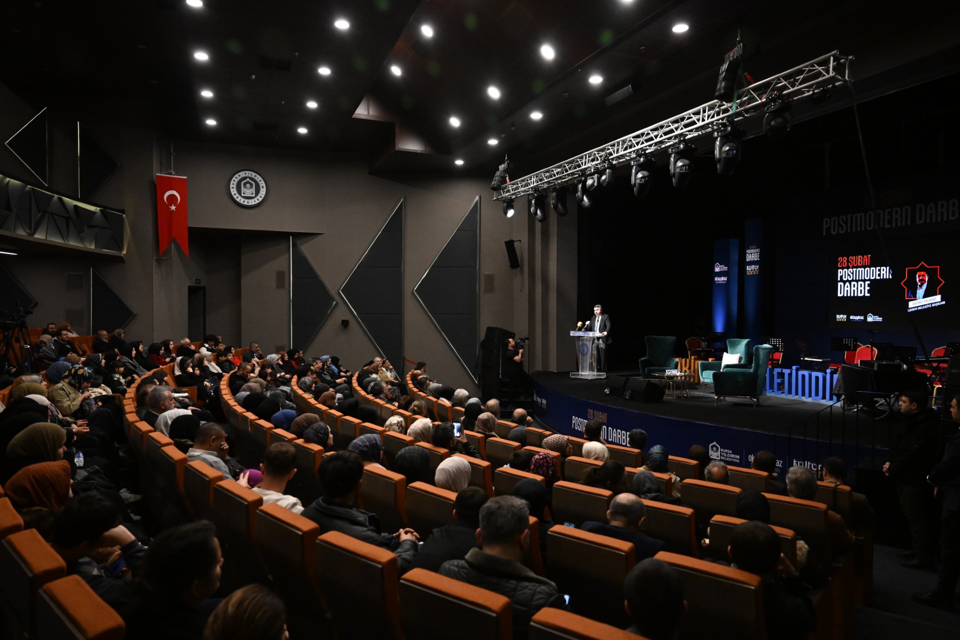 Yıldırım Belediyesi, Demokrasi mücadelesini anlatan etkinlik düzenledi