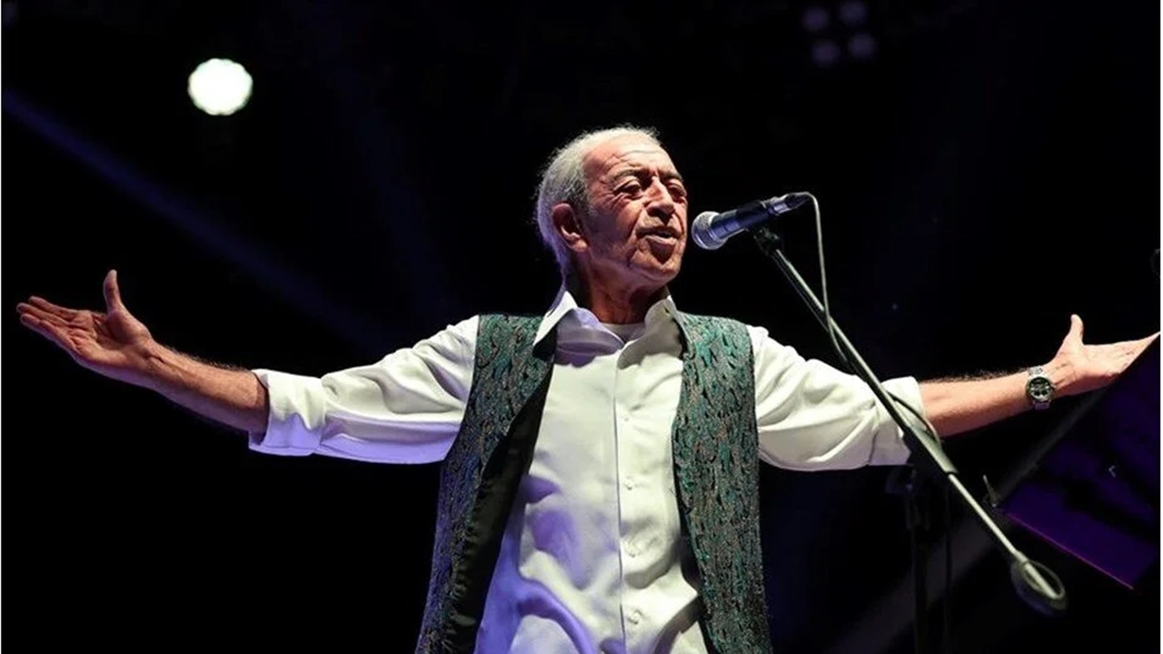 Türk müziğinin usta sesi Edip Akbayram’ı kaybettik