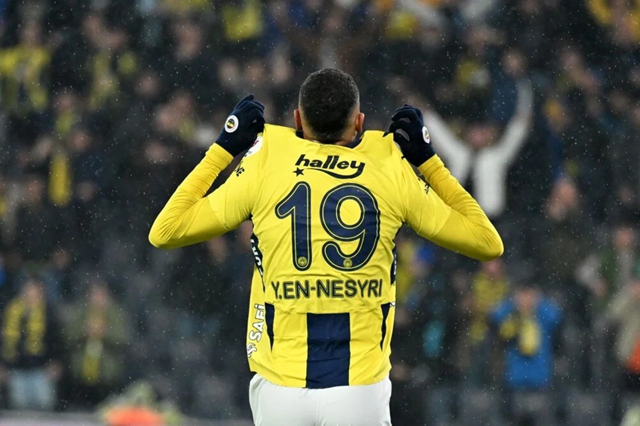 Fenerbahçe 3-0'la Zirveye yükseldi, En-Nesyri tarihe geçti