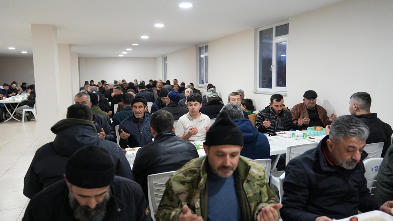 Başkan Aydın Güneybudaklar’da İftarda buluştu