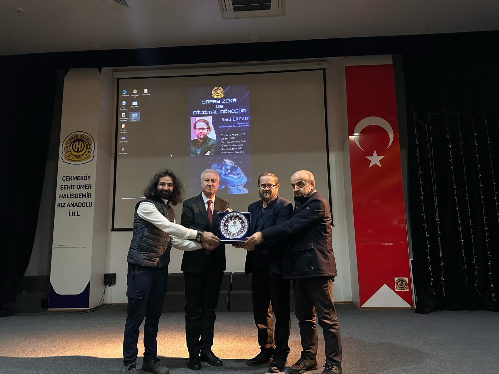 Said Ercan: Yapay Zekayı Kendi Haline Bıraksalar İman Edecek