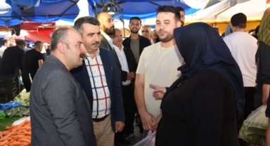 BAŞKAN YILMAZ PAZARCI ESNAFI İLE BULUŞTU